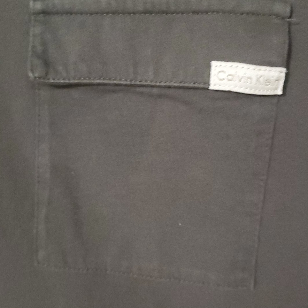 Clothes - Picture 3 of 3